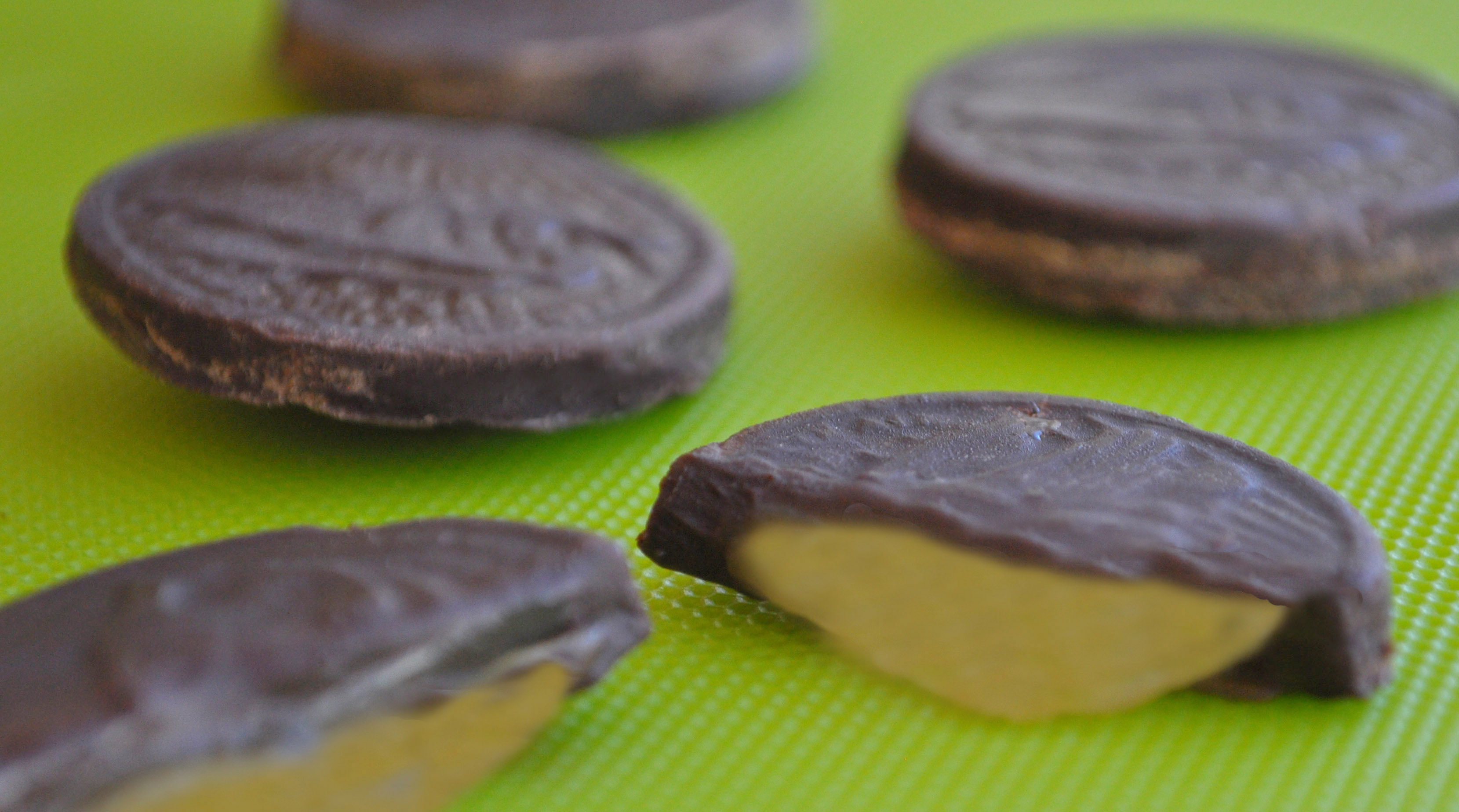 You are currently viewing Rich Chocolate Caramel Coins (top 8 allergen free!)