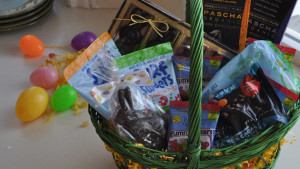 Read more about the article {Giveaway} Allergy Friendly Easter Basket Stuffers