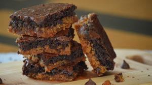 Read more about the article Irresistible Brookie Bars